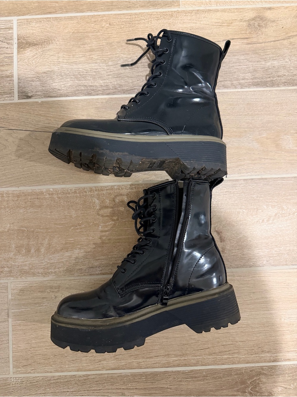 Replay Black High-Shine Lace-Up Platform Boots with Khaki Trim - Picture 5 of 9